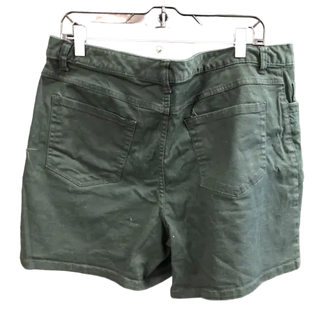 Black Shorts Cherokee, Size 18